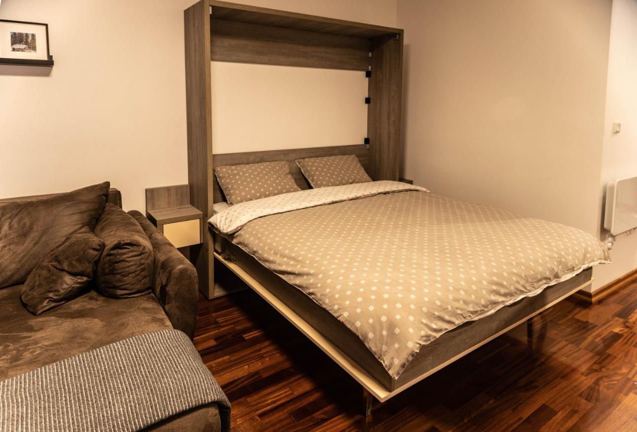 Apartman Modena Lux วรินรัชกา บานยา ภายนอก รูปภาพ